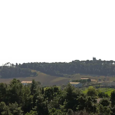 Di Paolo E Cinzia Hotel Loreto