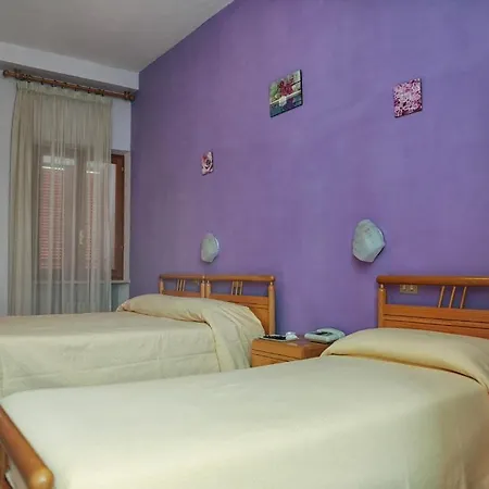 Hotel Di Paolo E Cinzia Loreto