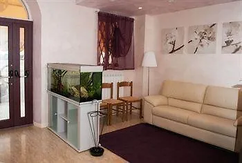 Hotel Di Paolo E Cinzia 2*