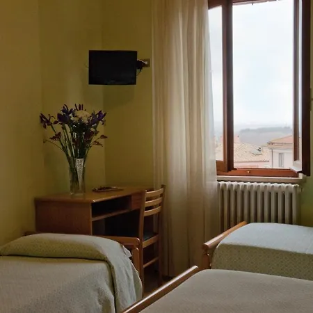 Hotel Di Paolo E Cinzia 2*